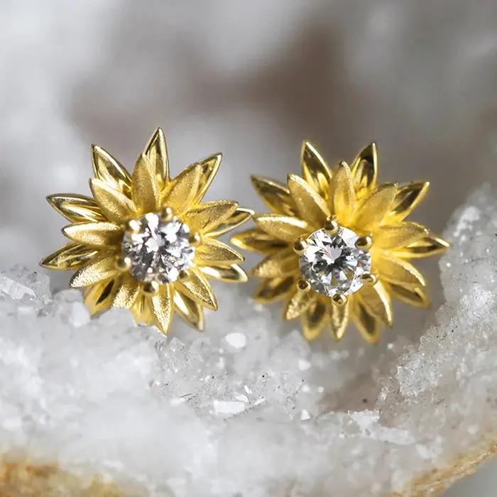 Huitan – boucles d'oreilles à fleurs délicates