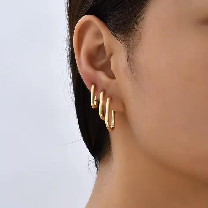 Boucles d'oreilles créoles carrées géométriques en métal couleur or pour femme