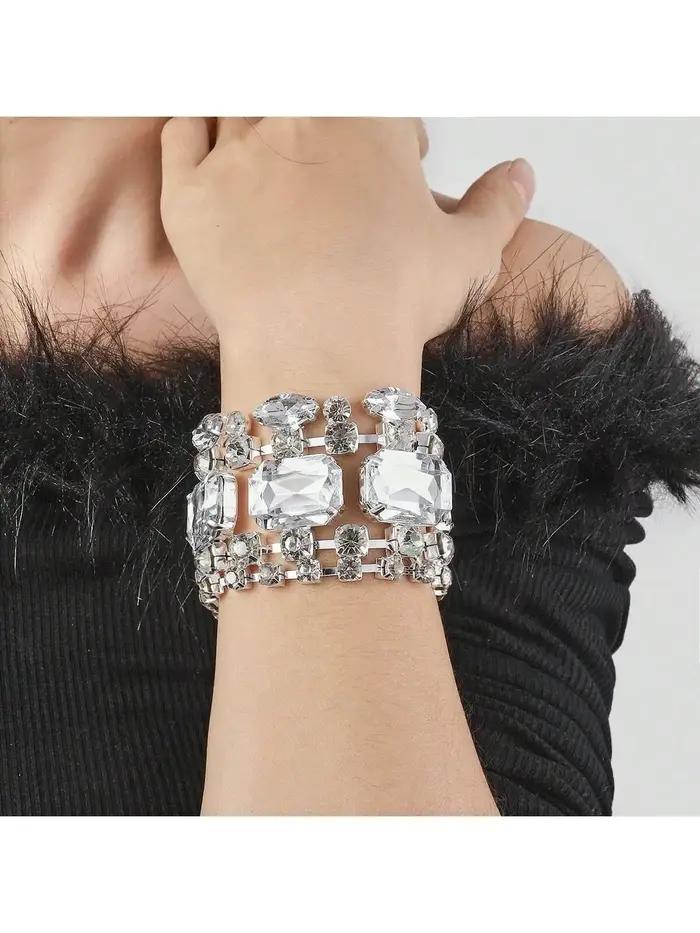 Bracelet en diamant d'eau pétillante exagéré
