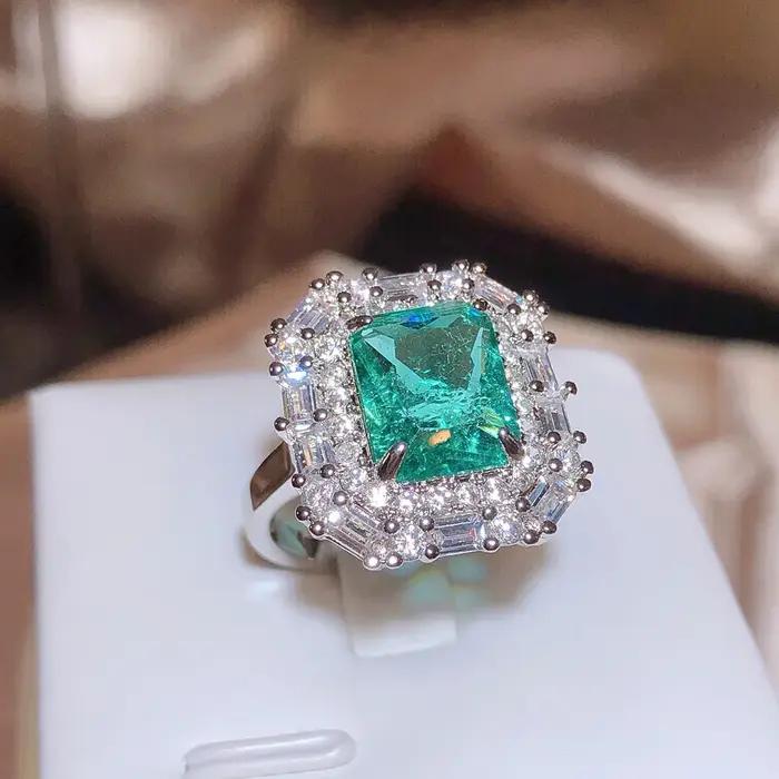 Bague Paraiba carrée verte en argent 925 sertie de zirconium pour femmes styles hip-hop rock occasions spéciales mariage