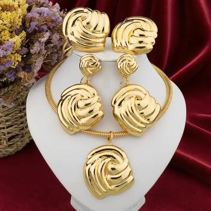 Ensemble de bijoux couleur or dubaï pour mariée