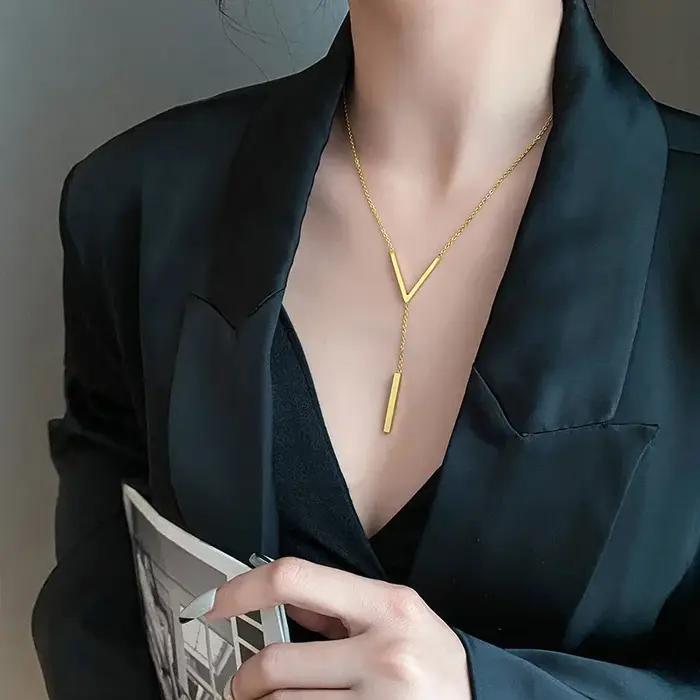 Collier clavicule Long et Sexy en forme de V pour femmes