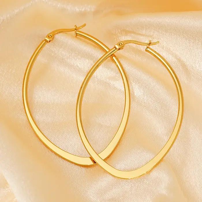 Boucles d'oreilles rondes à aplatissement elliptique
