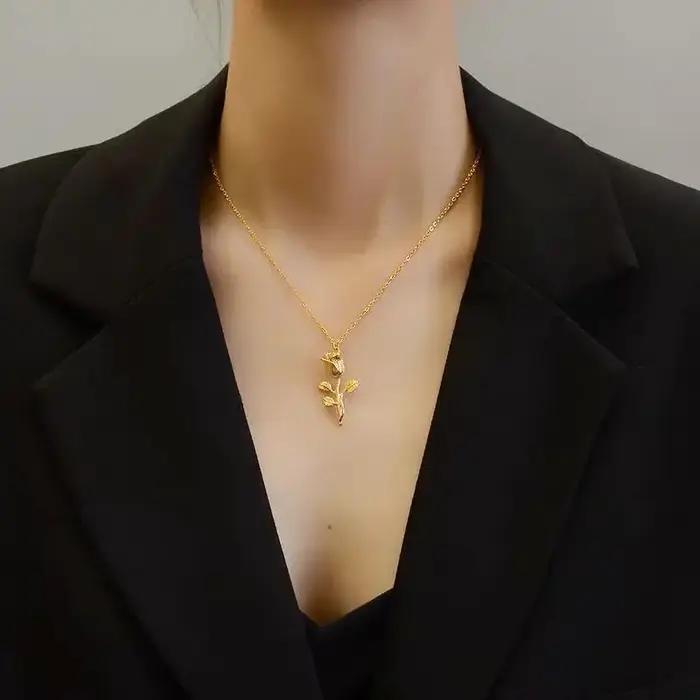 Nouveau collier de fleur de tulipe titane acier mode tendance