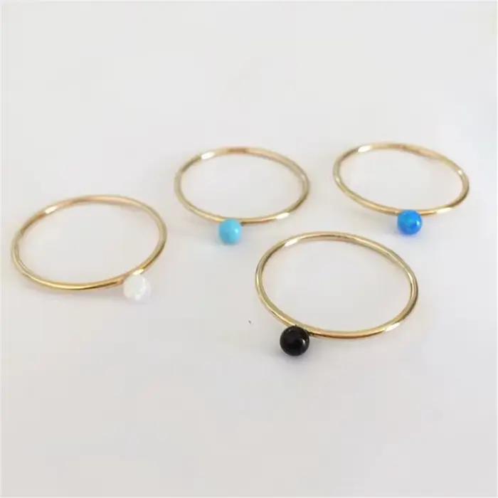 Bague empilable en opale blanche rempli d'or 14K de 3mm