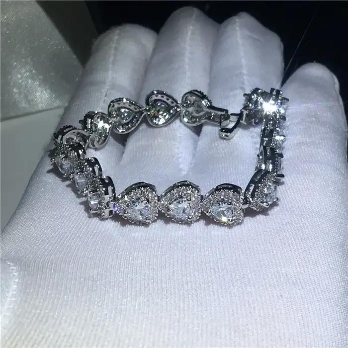 Bracelet en forme de cœur pour amoureux