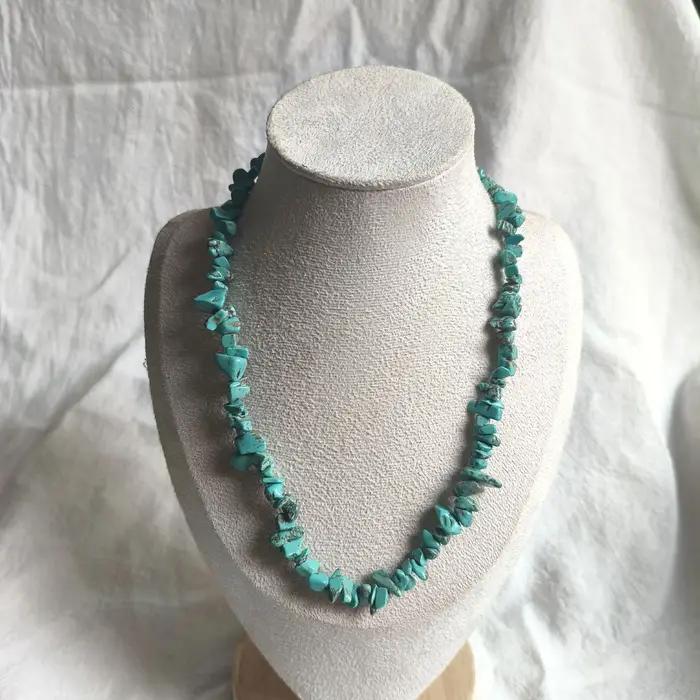 Collier en pierres naturelles irrégulières, bijoux en perles de cristal multicolores, design géométr