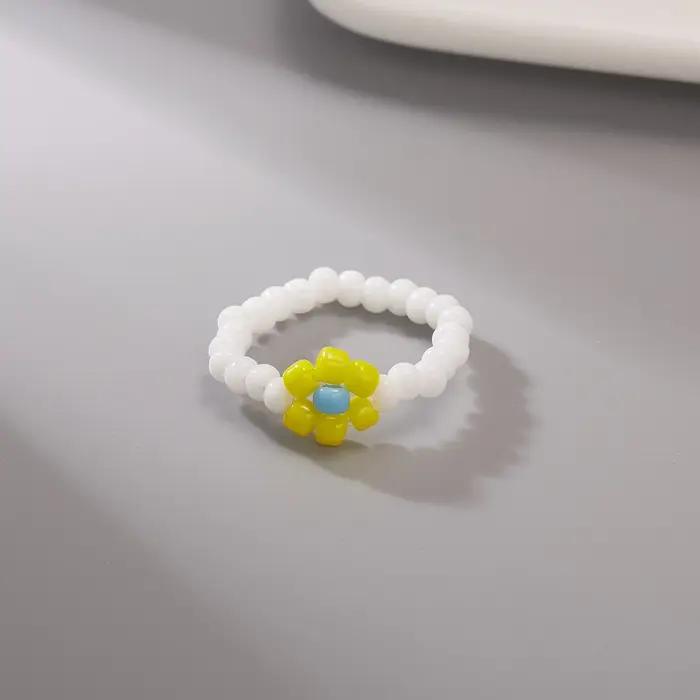 Nouvelles bagues coréennes en perles colorées à fleurs de marguerite, style bohème, faites à la main