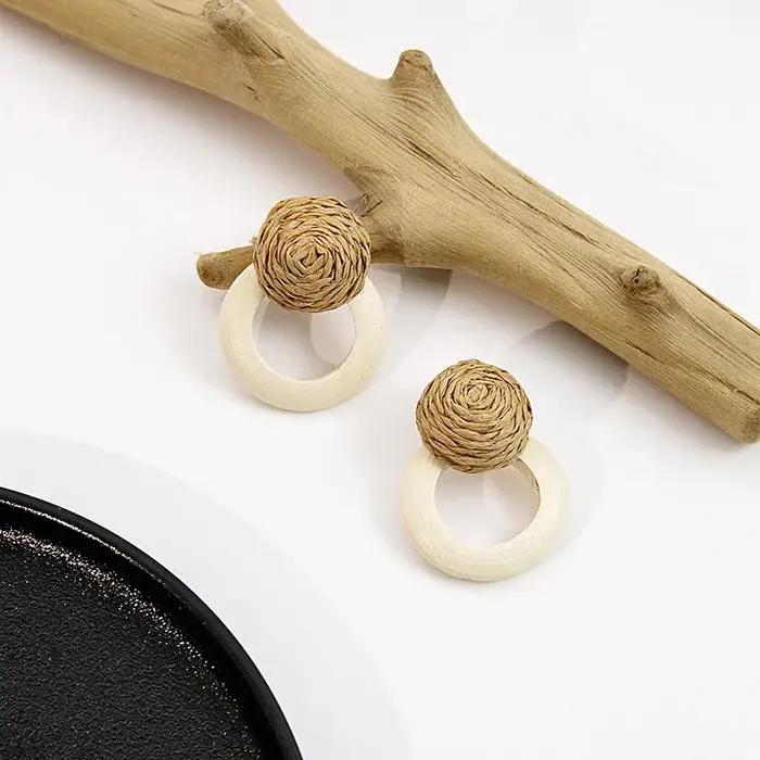 Boucles d'oreilles longues en perles de bois Vintage pour femmes