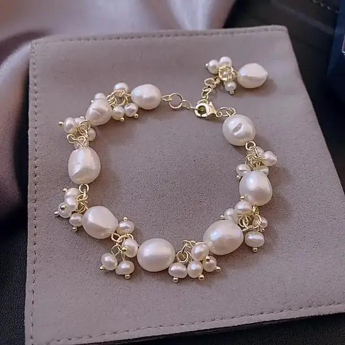 Bracelet à breloques en perles d'eau douce baroques rempli d'or pour femmes style bureau carrière anniversaire occasions spéciales