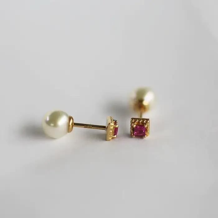 Boucles d'oreilles en argent Sterling S925 plaqué or 18 carats, Mini boucles d'oreilles carrées en Zircon rouge pour femmes avec bouchons de perles portant des boucles d'oreilles