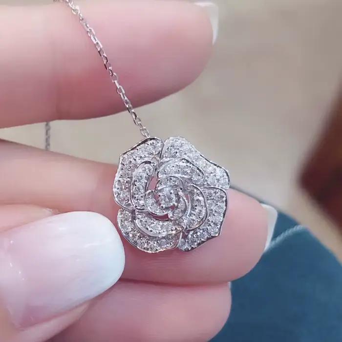 Huitan – collier pendentif fleur pour femmes, collier de luxe en zircone cubique, couleur argent, bi