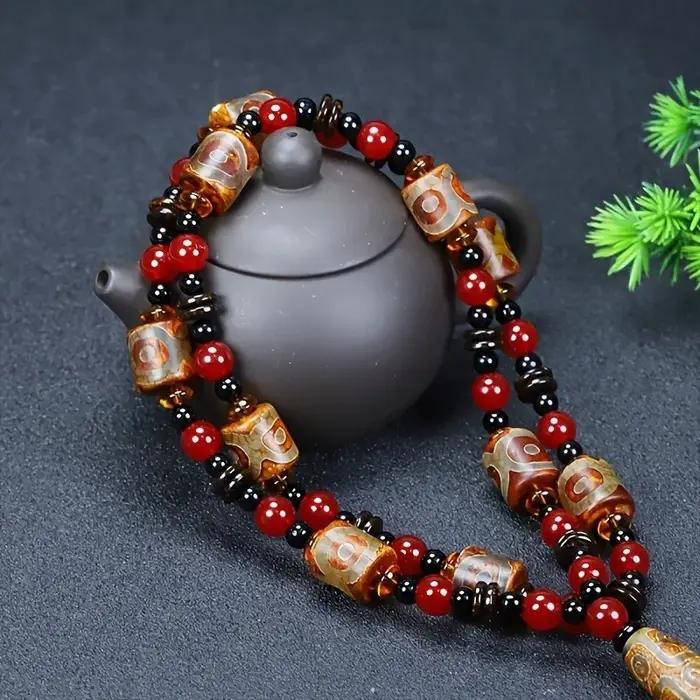 Collier pendentif Nine Eyes en calcédoine gris foncé pour femmes élégantes et mystérieuses occasions quotidiennes et spéciales