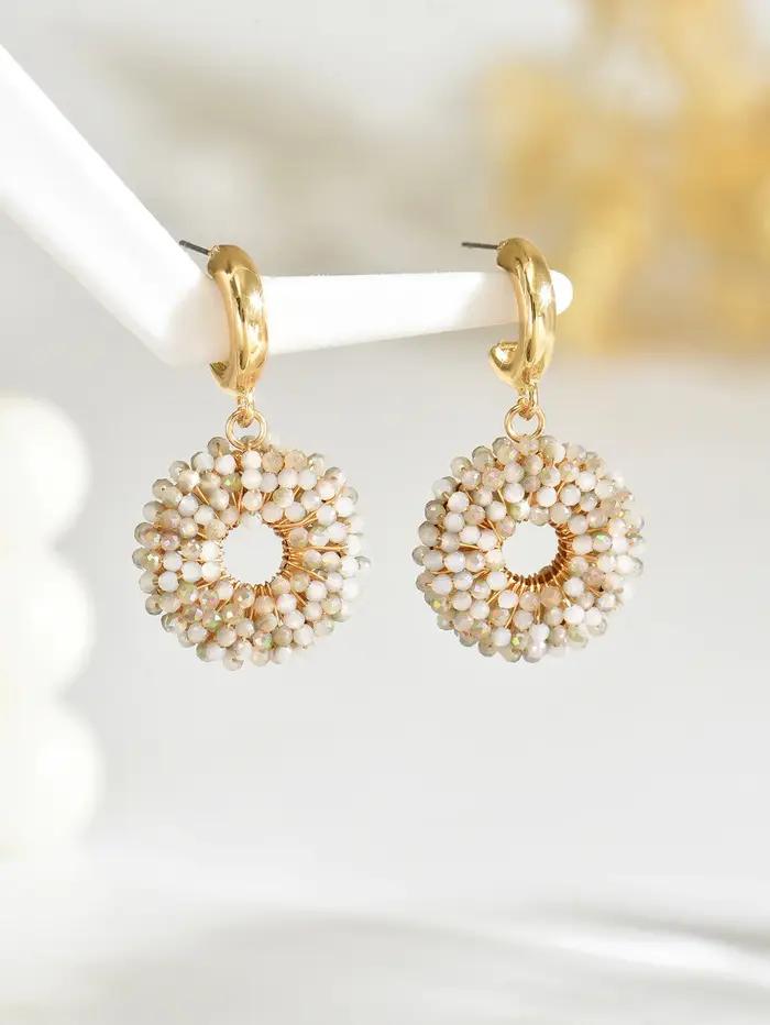 Boucles d'oreilles rondes pendantes en perles faites à la main de style bohème vintage minimaliste,