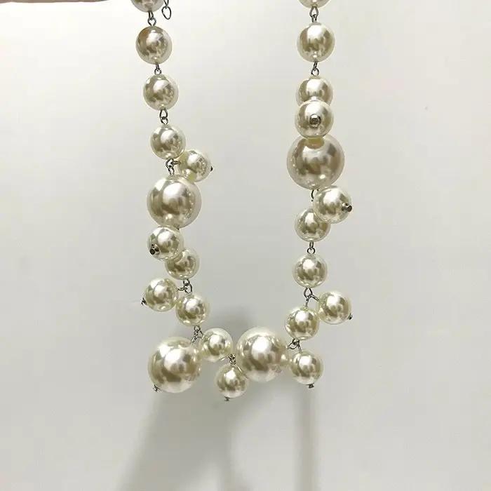 Collier élégant pour femme en imitation perles
