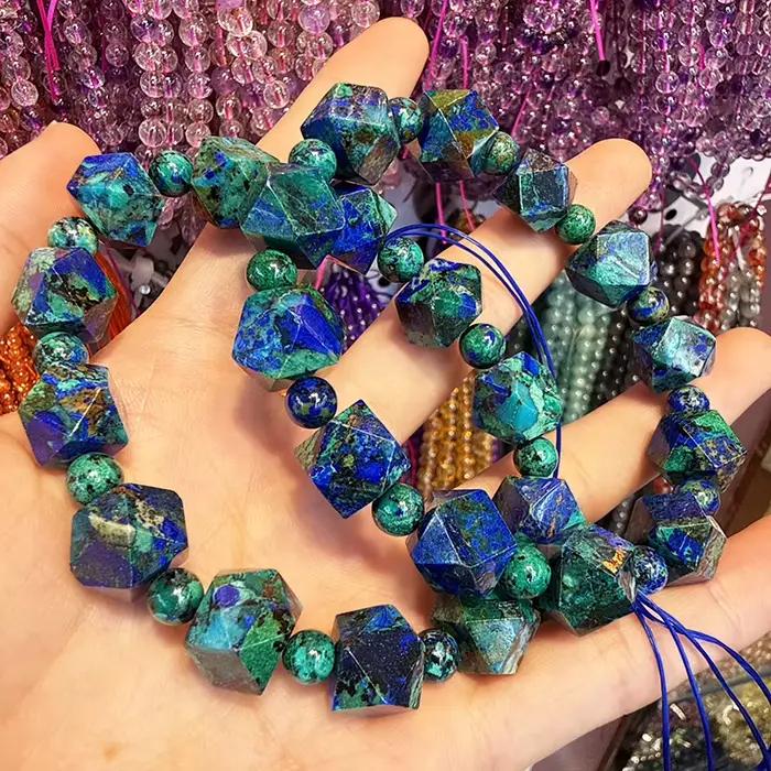 Bracelets et Colliers en Perles Octogonales Facettées en Azurite Bleue Naturelle de Qualité AAA pour Bonne Fortune Bijoux Personnalisés Occasions Spéciales