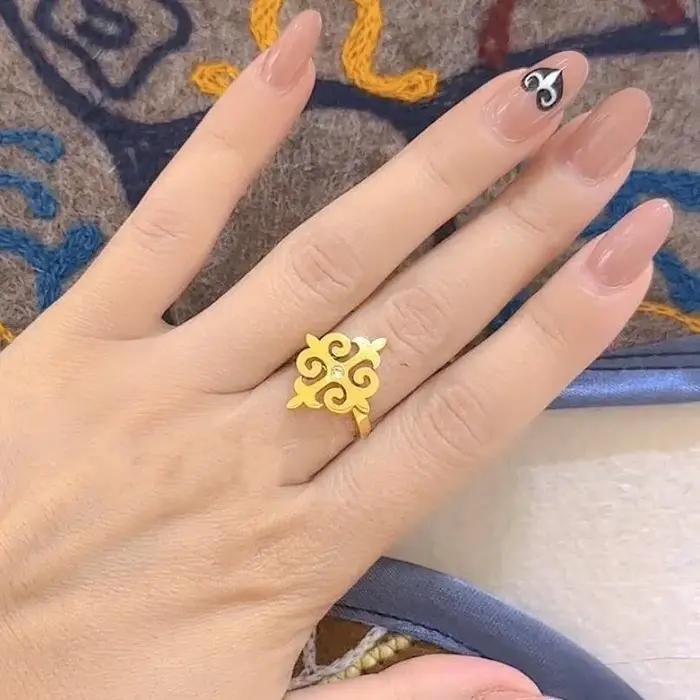 Ensemble de bracelet et bague élégant rétro à motif kazakh