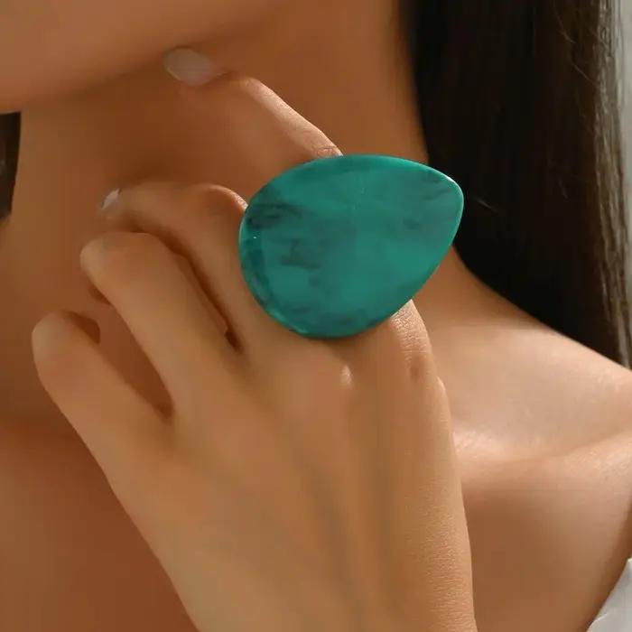 Bague rétro en forme de larme – Taille universelle