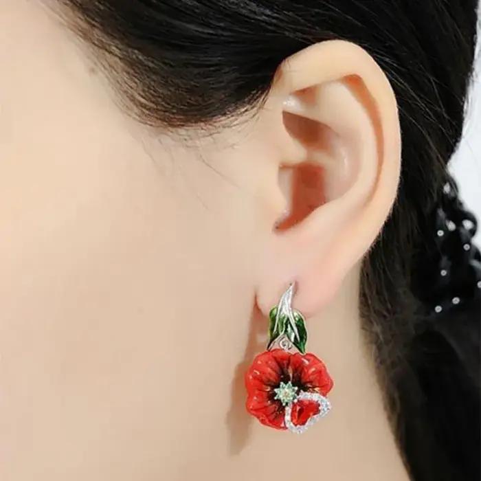Boucles d'oreilles pendantes romantiques rétro micro-incrustées de zircon 5A