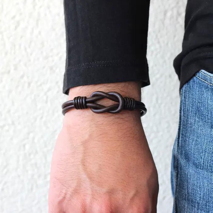 Bracelet infini celtique en cuir véritable pour hommes cadeau d'anniversaire occasion spéciale trésor familial traditionnel style élégant