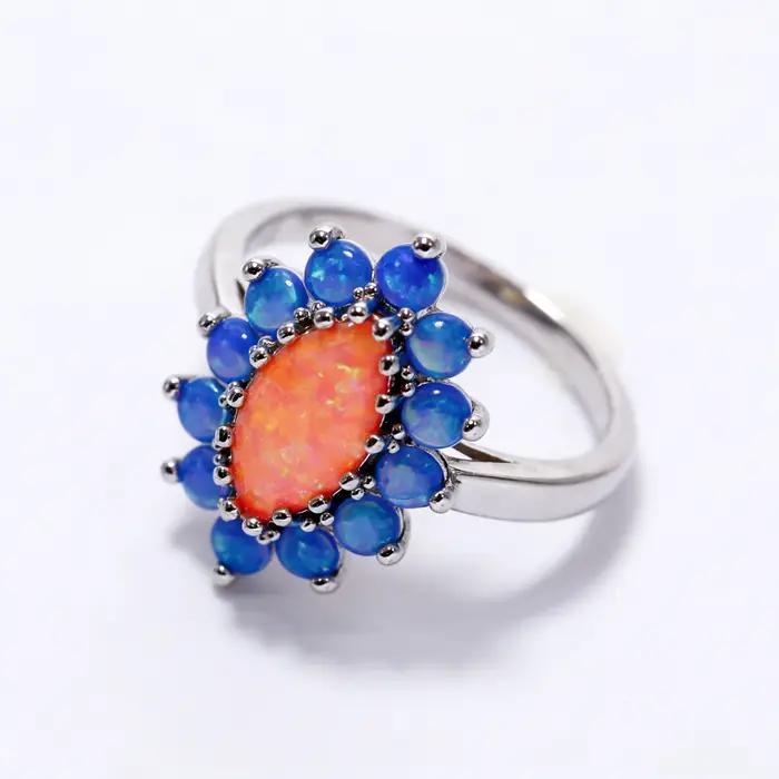 Bague de luxe en forme de fleur pour femmes