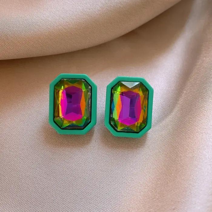 Boucles d'oreilles clous carrées brillantes et colorées en strass pour femmes, accessoires géométriq