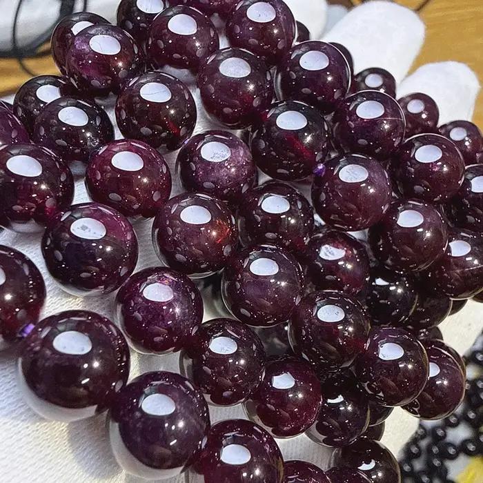 Bracelet de perles rondes en grenat violet naturel AAA