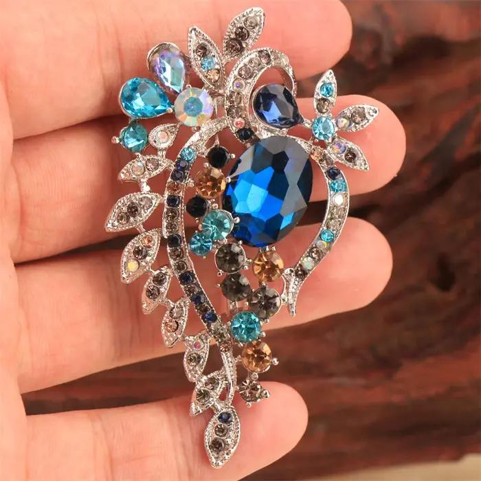 Broche de luxe baroque à motif floral ajouré pour hommes et femmes, accessoires de bijoux, cadeau de couple pour mariage, fête, vacances