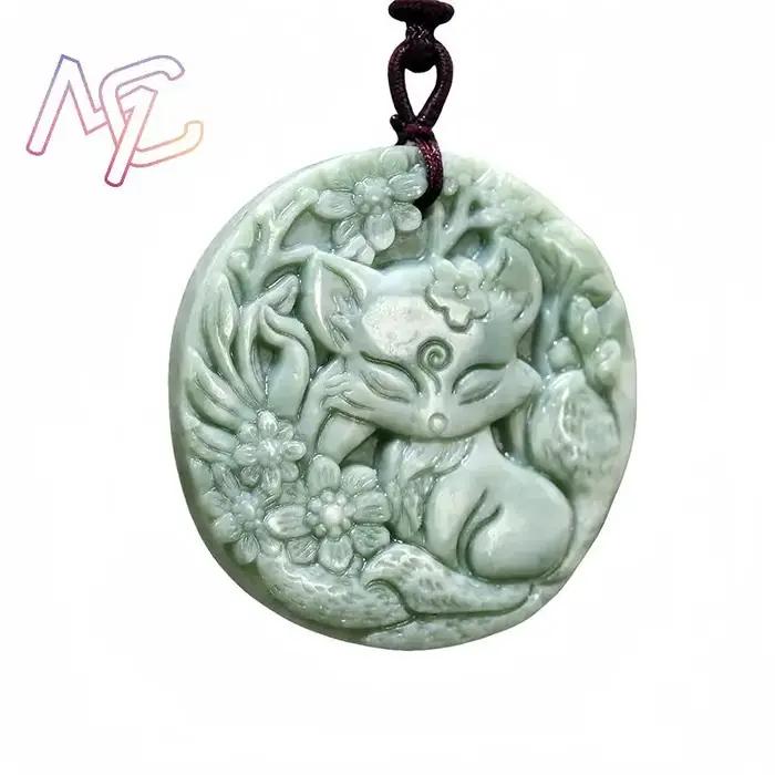 Collier pendentif renard en Jade véritable naturel