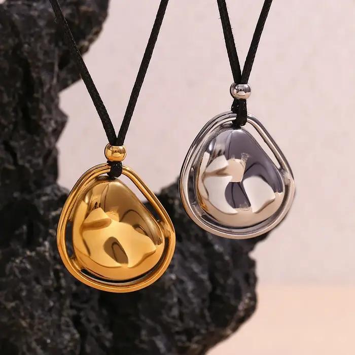 Collier avec pendentif en pierre de météorite plaquée or 18 carats pour femmes occasions spéciales engagement