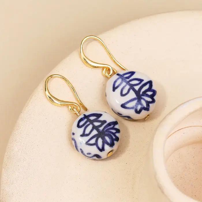 Boucles d'oreilles en céramique style rétro pour femmes avec certificat de qualité pour occasions sociales elegance et originalité