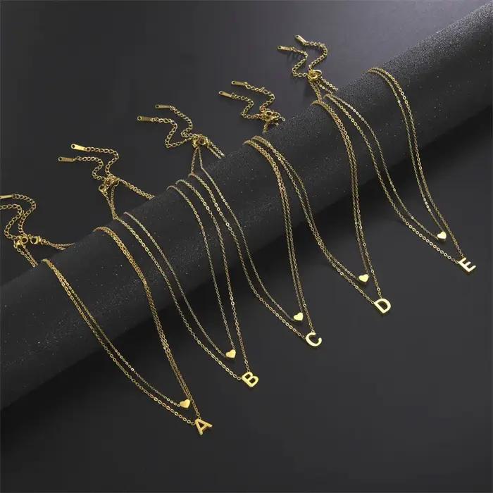 Collier avec initiale en forme de petit cœur pour femmes bijoux personnalisés acier inoxydable blanc noir occasion spéciale cadeau amitié mariage anniversaire
