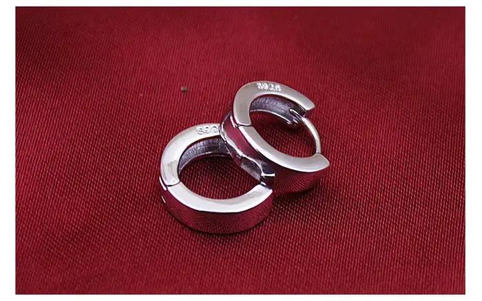 Bague d'oreille en argent regardé 925 en forme de périphérie Sophia