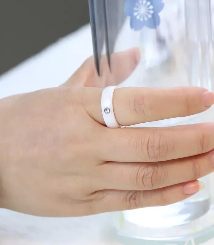 Bague en céramique colorée pour hommes et femmes