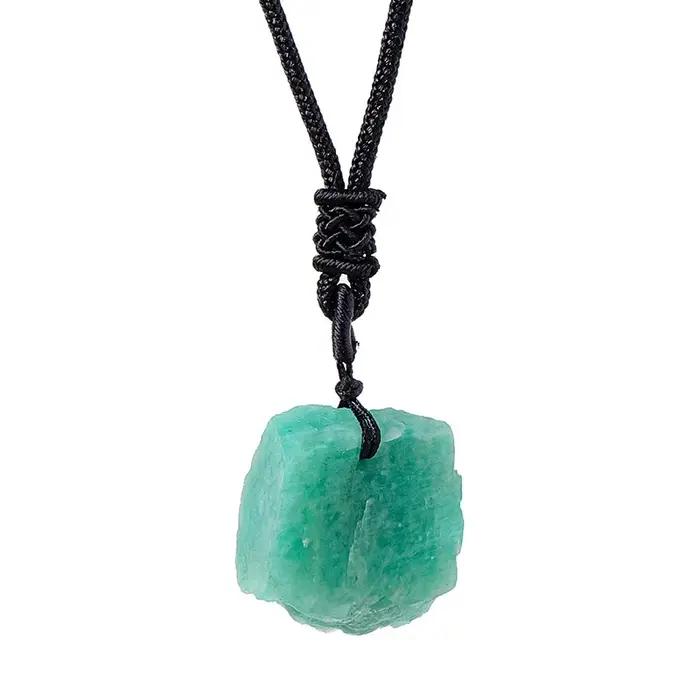 Collier de bijoux en pierre originale fait à la main, pendentif en pierre concassée en cristal pour