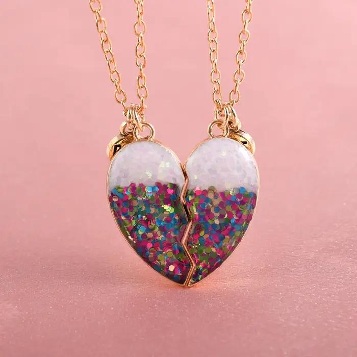 Colliers en forme de cœur avec sequins pour femmes amies occasions spéciales à offrir anniversaires fantaisie moderne