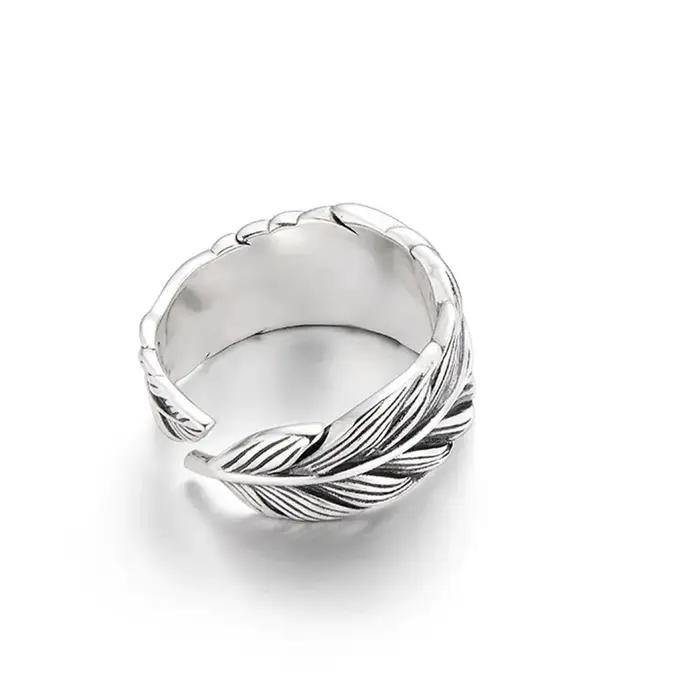Bague rétro en plumes mauvaises œil style punk gothique rock hip hop bijou fait à la main accessoire pour motards cadeau unisexe occaions sorties nocturnes concerts