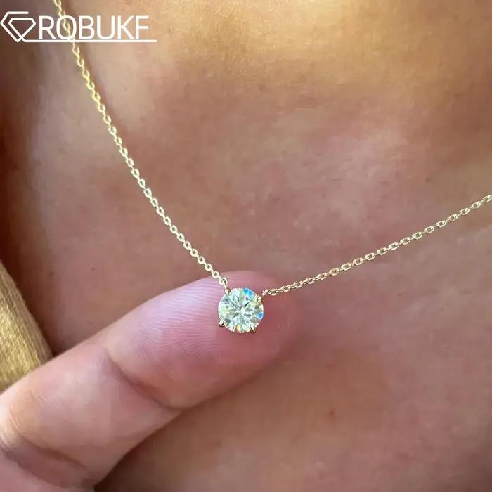Collier avec pendentif Solitaire en diamant Moissanite pour femmes