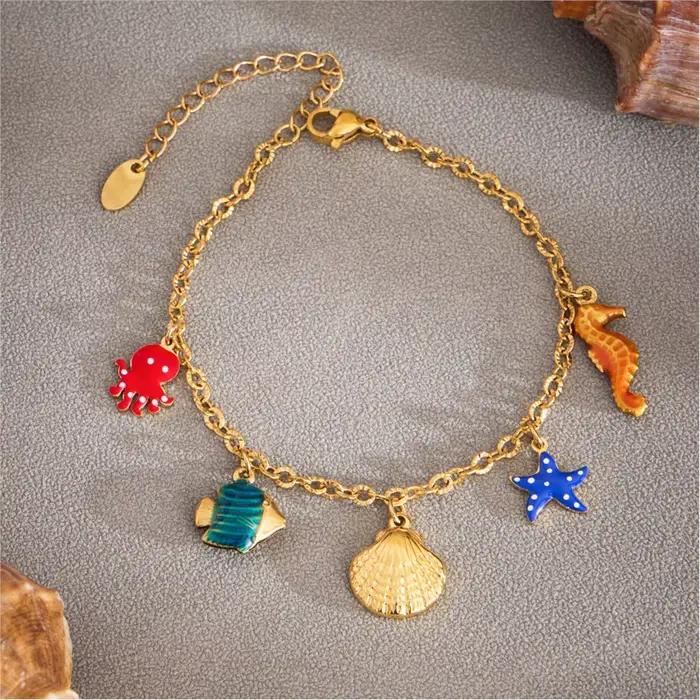 Bracelet à breloques océan pour femmes en acier inoxydable plaqué or 18 carats breloques créature marine romantique et mignon ocasionnels spéciaux