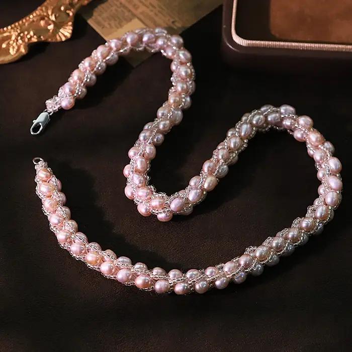 Collier de perles d'eau douce naturelles violettes