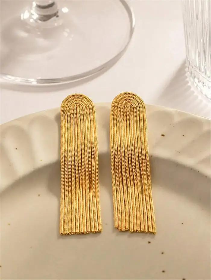Boucles d'oreilles longues élégantes à pompons dorées en acier inoxydable pour femmes occasions spéciales cadeau amies