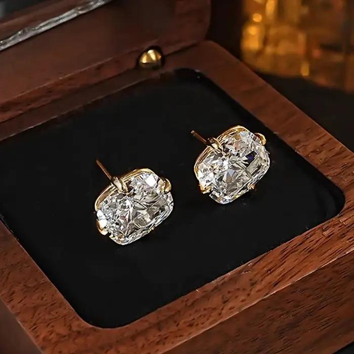 Huitan femmes boucles d'oreilles couleur or incrusté grand blanc CZ Style Simple fête accessoires quotidiens mode polyvalent bijoux de mariage