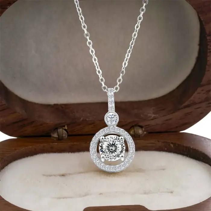 Collier en Moissanite 1 Carat Pendentif en Argent Sterling 925 Bijoux Élégants Occasions Spéciales Pour Femmes