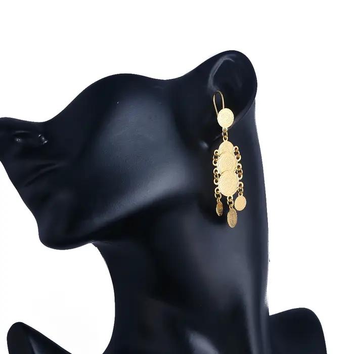 Boucles d'oreilles indiennes en or 24 carats design géométrique pour femmes bijoux de luxe à offrir pour occasions spéciales