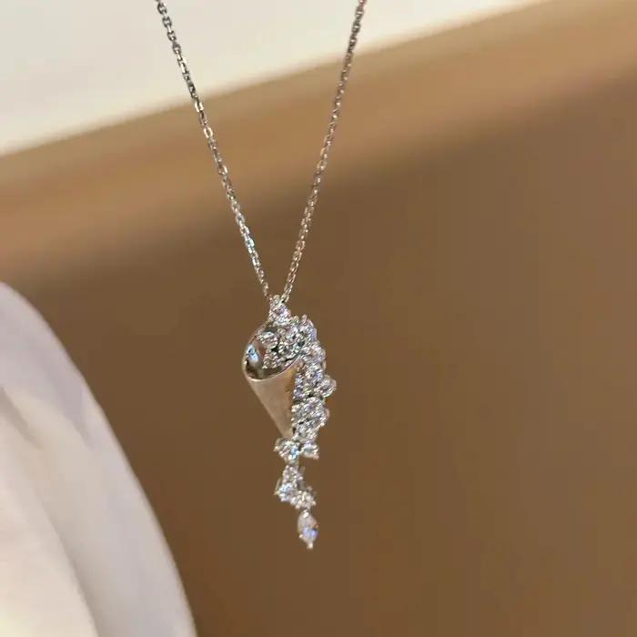 Collier en argent 925 avec pendentif sablier et incrustations de zirconium pour femmes romantique et élégant occasion anniversaire cadeau mariage