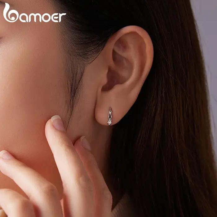 BAMOER 925 en argent Sterling géométrique crochet boucle d'oreille audacieuse en forme de diamant Original pour les femmes adolescentes cadeau d'anniversaire bijoux quotidiens