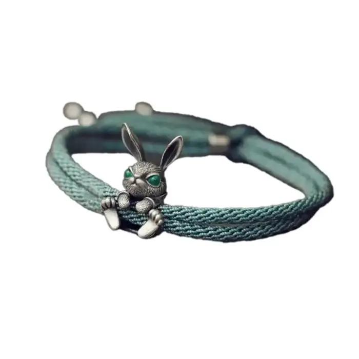 Bracelet réglable en chaîne de corde avec décor de lapin