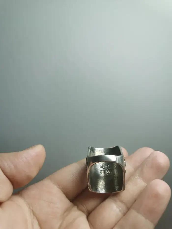 Bague vintage tibétaine en argent ancien