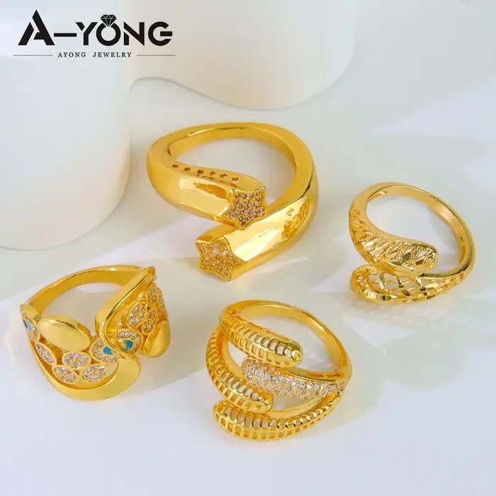 Bague de cocktail en zircon italien plaquée or 21 carats pour femmes, idéale pour les événements festifs et les occasions spéciales