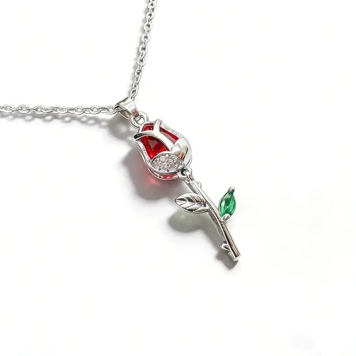 Collier élégant avec pendentif tulipe plaqué or pour femme